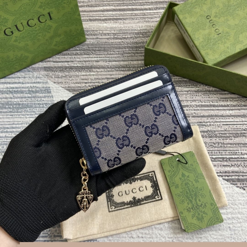 G*u*i wallets & purse